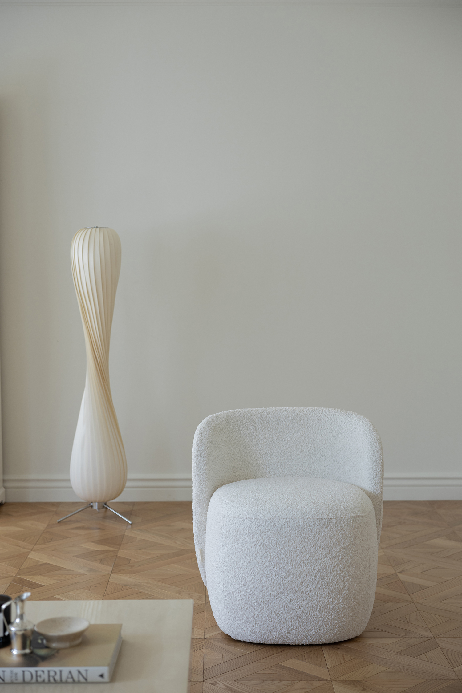 Clam lounge Sofa - Ivory